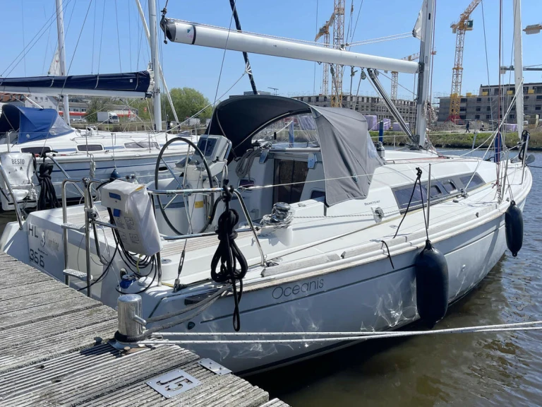 Bénéteau Oceanis 31 de alquiler a Barth