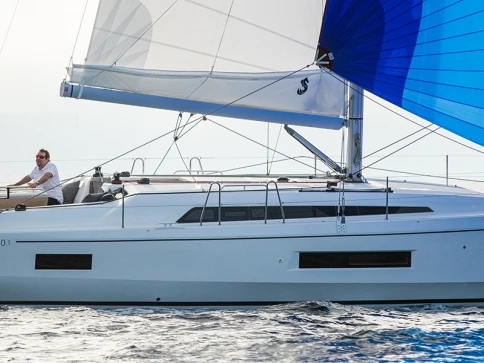 Alquiler de barcos Flensburg barato de Oceanis 40.1