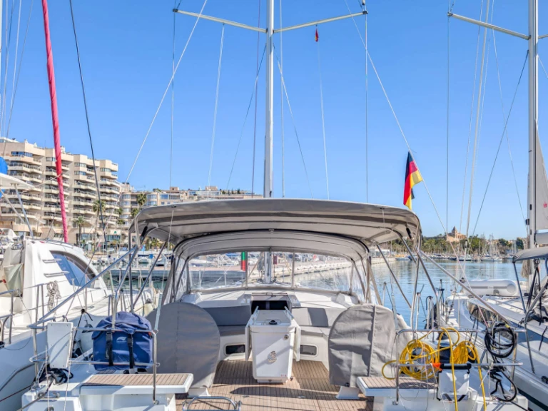 Alquiler de barcos Palma de Mallorca barato de Oceanis 51.1
