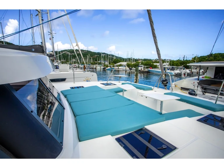 Alquiler de barcos Saint George's barato de Bali Catspace Voile