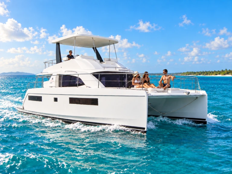 Alquiler Catamarán en Cartagena - Custom Made custom