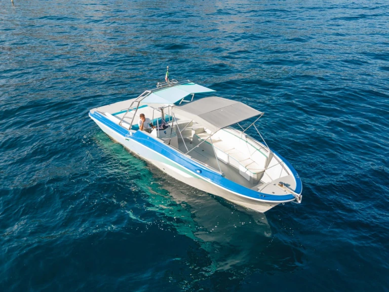 Alquiler de Barco de motor, con o sin patrón Mercan Palermo