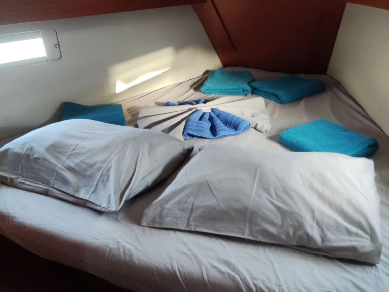 Alquiler de barcos Le Lamentin barato de Dufour 412 Grand Large