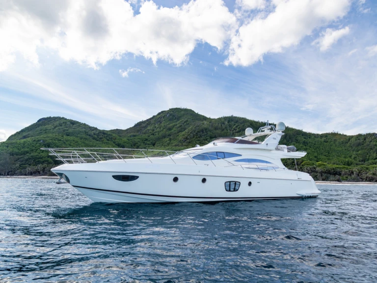 Alquiler de embarcaciones Azimut Azimut 68 E enEden Island en Samboat