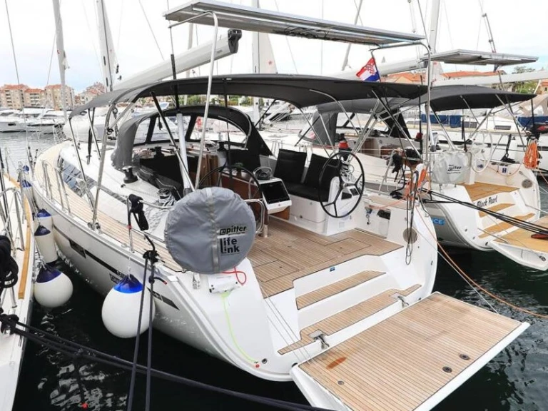 Alquiler Velero Bavaria con o sin  título de navegación