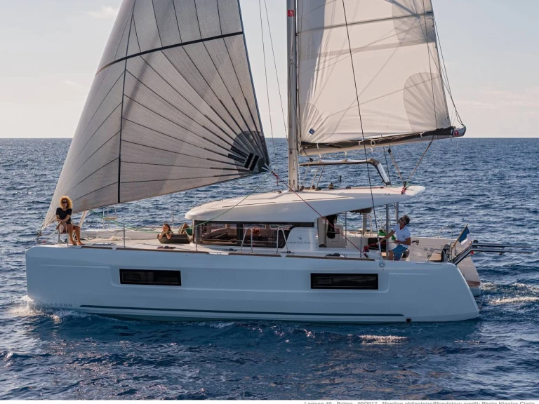 Alquiler Catamarán en Bonifacio - Lagoon Lagoon 40