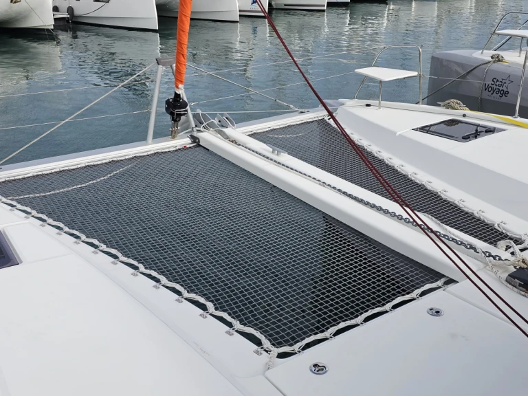 Alquiler de barcos Le Marin barato de Excess 11