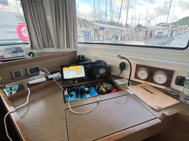 Alquiler de Catamarán, con o sin patrón Lagoon Le Marin