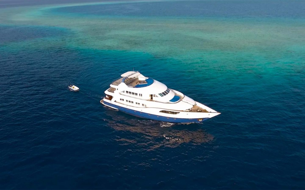 Alquiler Yate Honors Legacy Custom made Maldives Luxury Liveaboard - SamBoat