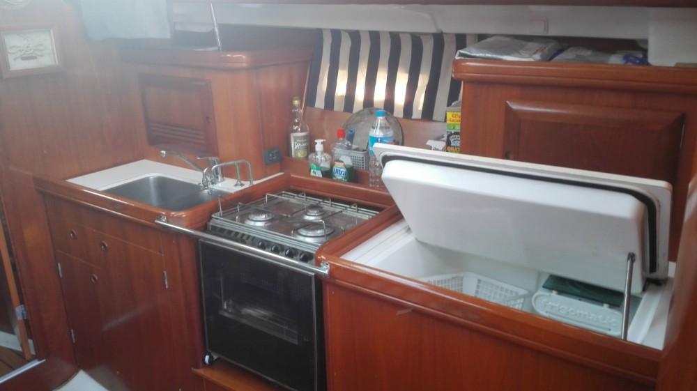 Alquiler Bénéteau Bénéteau Oceanis 393 Clipper ALCYÓN I - SamBoat