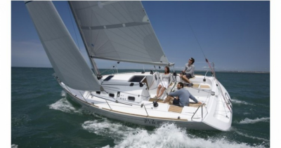 Alquiler de Velero, con o sin patrón Bénéteau Port du Crouesty