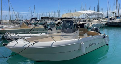 Alquiler de embarcaciones Capelli Cap 21 Open enNice en Samboat
