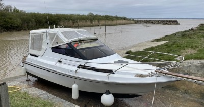 Arcoa ARCOA 8.25 de alquiler a Port Médoc
