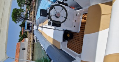 Alquiler de Novomar 630 en Novalja