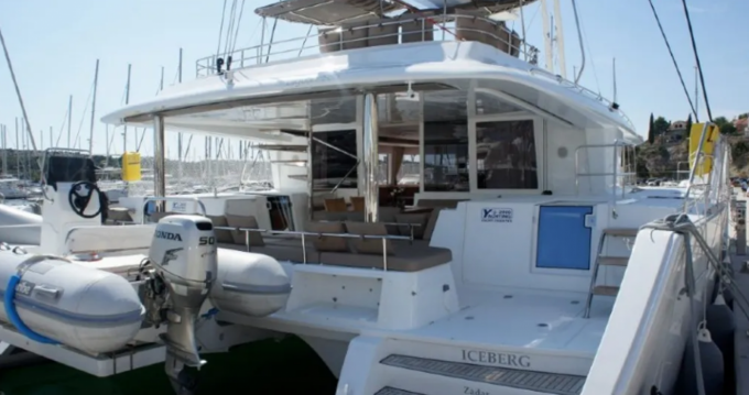 Alquiler de embarcaciones Lagoon Lagoon 560 enMandalina Marina en Samboat