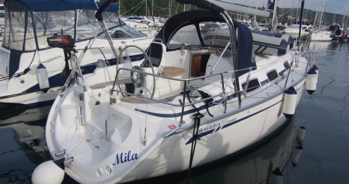 Alquiler de embarcaciones Bavaria Bavaria 30 Cruiser enPunat en Samboat