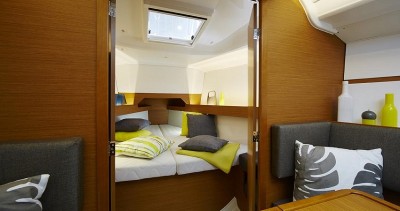 Alquiler de embarcaciones Jeanneau Sun Odyssey 349 enMarina (Ciudad) en Samboat